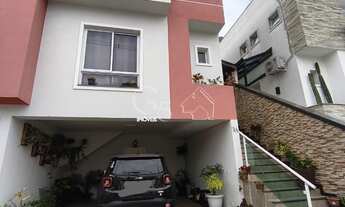 Imagem: Casa Com piscina a venda em condomínio