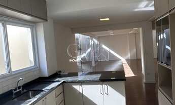 Imagem: Casa em Condomínio de Luxo com 3 Quartos