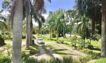 Imagem 2: Fazenda de Luxo para Locação em Cabreúva-SP, Bairro Cururu: 8 Quartos, 1 Sala, 3 Banheiros