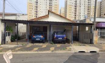 Imagem: 3 casas em terreno de 390m² situado no