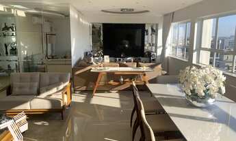 Imagem: 3 dormitórios, 1 suítes, 3 banheiro, 2