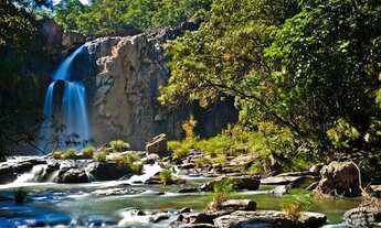 Imagem 2: Lotes em condomínio fechado para venda em Capitólio ao lado do Escarpas do Lago, lote com