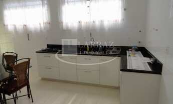 Imagem 5: Ótima casa para venda no coração do Jardim Iraja, em frente à praça, 3 dormitorios com suí