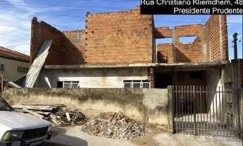 Imagem: Casa em construção para venda em Presidente