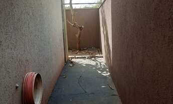 Imagem 4: Excelente apartamento para venda no Jardim Botanico, térreo com quintal, 2 dormitorios com