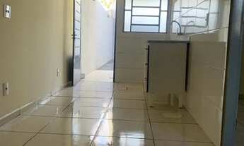 Imagem 3: Casa para venda no Jardim Paiva, 2 dormitorios, amplo quintal, 80 m2 construidos em um ter