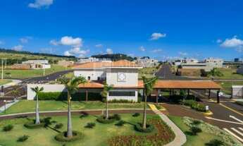 Imagem: Oportunidade. Sobrado para venda no charmoso