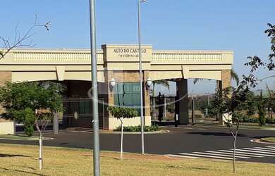 Imagem 2: Ótimo terreno alto padrão para venda no charmoso Condominio Alto do Castelo 1 da Pereira A