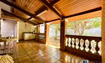 Imagem: Linda casa avarandada para venda no Jardim