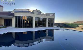 Imagem: Casa a venda no Condomínio Monte Belo