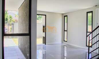 Imagem 3: Sobrado de esquina com 3 quartos 1 suíte à venda no, Abranches, Curitiba por R$ 625.000