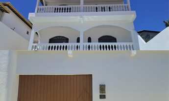 Imagem: Imponente Casa de 4 quartos com vista mar