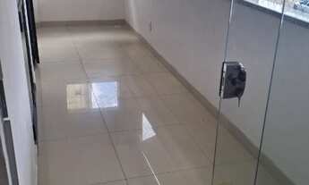 Imagem 3: Apartamento com 89 m² dividido em 3/4 sala ampla, varanda, 3 vagas no segundo andar escada