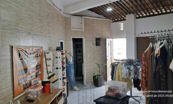 Imagem 4: Casa padrão térreo e sob solo com 2/4 suite e closet, cozinha, garagem bem localizada em P