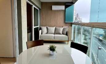 Imagem 7: Apartamento mobiliado medindo 69 m², com 1/4 varanda com vista para Baia de Todos os Santo