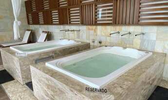 Imagem 2: Apartamento 2/4 uma suíte, com 72 m², varanda, mobiliado no Residencial Mandarim Salvador