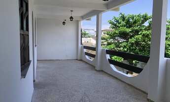 Imagem: Alugo casa livre medindo 200 m², 3/4, duas