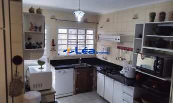 Imagem 6: Imperdível oportunidade: Casa com 3 quartos e 2 vagas de garagem no Centro de Poá-SP, à ve