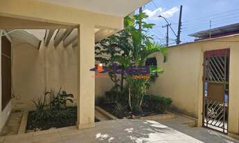 Imagem 3: Sobrado de Luxo no Centro de Suzano-SP: 2 Quartos, 2 Suítes, 2 Salas, 3 Banheiros, 2 Vagas