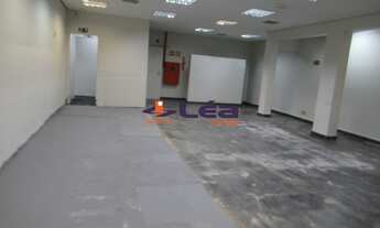 Imagem 6: Salão Comercial para Locação no Centro de Suzano-SP 6 Salas, 2 Banheiros, 280m² de Área