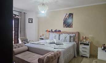 Imagem 5: Imperdível Sobrado à Venda em Mogi das Cruzes-SP, Jardim Universo: 4 quartos, 1 suíte, 2 s