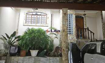 Imagem 4: Imperdível Sobrado à Venda em Mogi das Cruzes-SP, Jardim Universo: 4 quartos, 1 suíte, 2 s