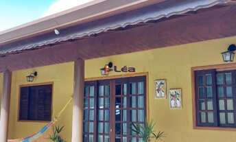 Imagem 2: Casa à venda em Suzano-SP, no bairro Fazenda Aya: 2 quartos, 1 suíte, 1 sala, 2 banheiros