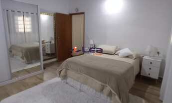 Imagem 4: Casa à venda em Suzano-SP, no bairro Fazenda Aya: 2 quartos, 1 suíte, 1 sala, 2 banheiros