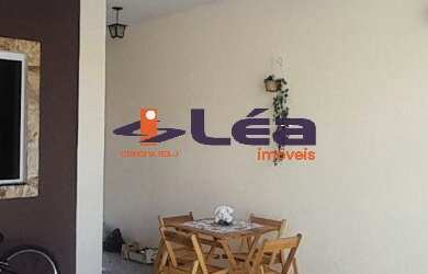 Imagem 2: Sobrado à venda em Suzano-SP, Vila Amorim: 3 quartos, 1 suíte, 1 sala, 2 banheiros, 2 vaga