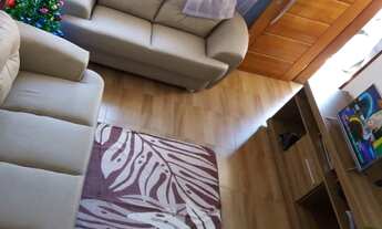 Imagem 3: Sobrado no Vianelo, 4 dormitórios, quintal, sacada na frente e nos fundos, sol da manhã e