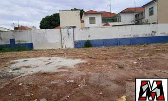 Imagem 1: Terreno a venda no centro medindo 1.150 m² com 25 de frente, rua com vários comércios, bom