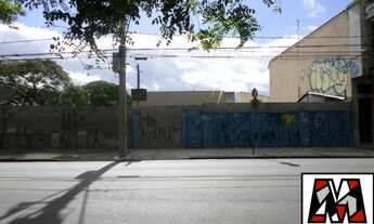 Imagem 7: Terreno a venda no centro medindo 1.150 m² com 25 de frente, rua com vários comércios, bom