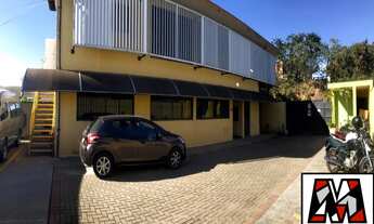 Imagem: Edifício comercial com galpão, com mezanino