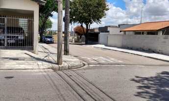 Imagem 2: Linda casa térrea com outra casa coligada, para renda ou segunda moradia. Junto, um salão