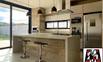 Imagem 2: Casa em Condomínio fechado com piscina em Jundiaí, vista para a Serra do Japi, alto padrão