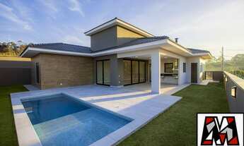 Imagem: Casa térrea em condomínio fechado de alto