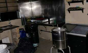 Imagem 6: Prédio comercial no Vianelo com 1 salão para fins comerciais, bem localizado e aceita fina