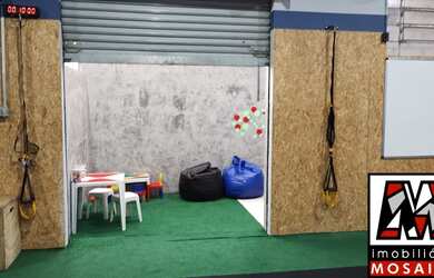 Imagem 10: VENDO ÓTIMO SALÃO COMERCIAL AVENIDA SAMUEL MARTINS, DE ESQUINA,DESOCUPADO, ESTUDA PERMUTA