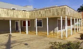 Imagem 2: Casa à venda, desocupada, residencial ou comercial