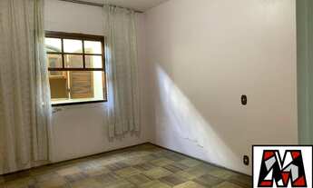 Imagem 5: Casa térrea com edícula para fins residenciais ou comerciais no Vianelo