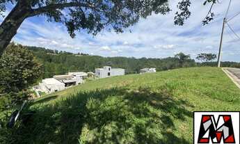 Imagem: Amplo terreno condomínio fechado bairro