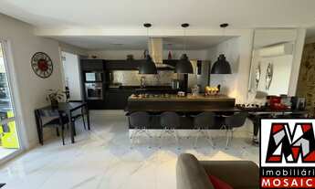 Imagem: Amplo apartamento de fino acabamento, acessos