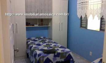 Imagem 3: Casa ampla com ótima edícula, quintal e duas vagas de garagem