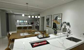 Imagem 3: 4 Dormitorios , Amplo , no Centro