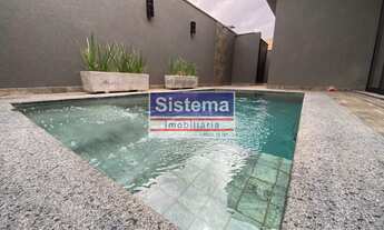 Imagem: Vende-se casa de 3 dormitórios com piscina