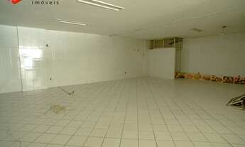 Imagem 4: LOJÃO LINEAR DISPONÍVEL PARA LOCAÇÃO ANUAL NO CENTRO DE GUARAPARI/ES