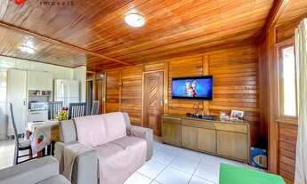 Imagem 4: CASA SUPER ACONCHEGANTE À VENDA COM 04 QUARTOS, SENDO 01 SUÍTE, LAZER COM PISCINA ADULTO E