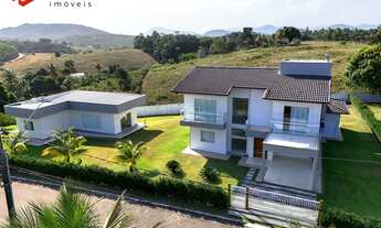 Imagem: ESPETACULAR CASA À VENDA SITUADA EM UM