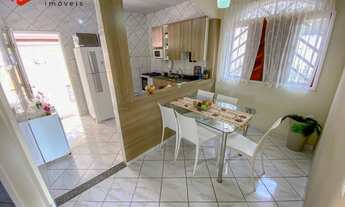 Imagem 5: OPORTUNIDADE EM MEAÍPE! SOBRADO À VENDA COM 2 CASAS INDEPENDENTES E ÁREA COM CHURRASQUEIRA