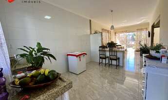 Imagem 4: VENHA MORAR EM MEAÍPE: CASA COM PISCINA E LOCALIZAÇÃO PRIVILEGIADA!, A 200 METROS DA PRAIA